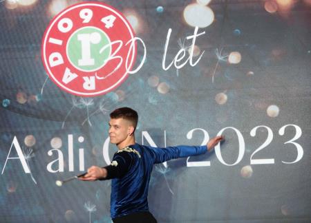 ONA ali ON 16 FOTO LJUBO VUKELIČ